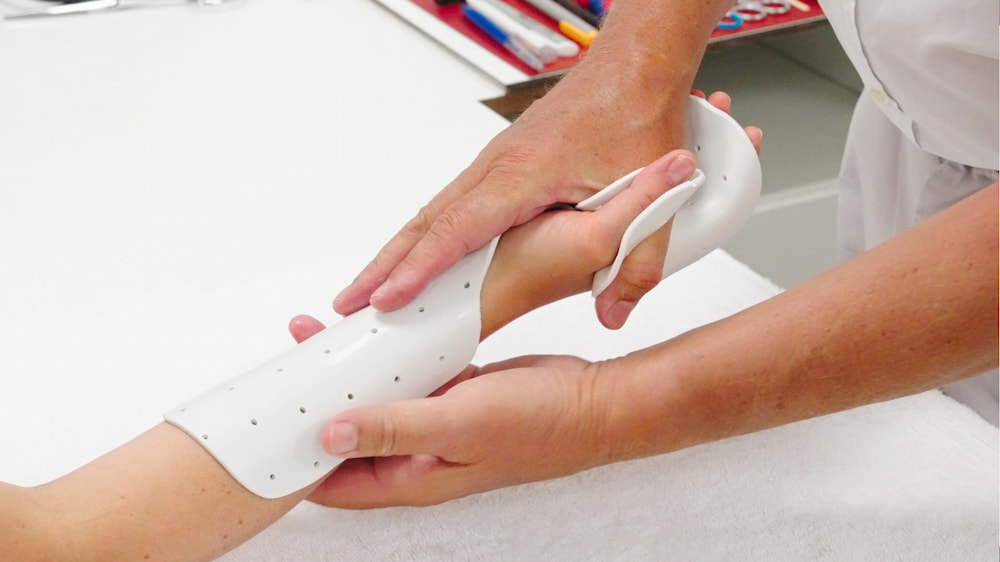 Positioning to ensure safety in orthotic fabrication